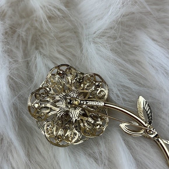 1960's Sarah Coventry flower brooch - Picture 5 of 9